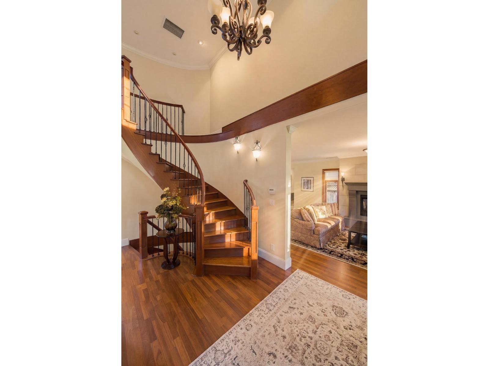12536 26a Avenue Property Photo 29