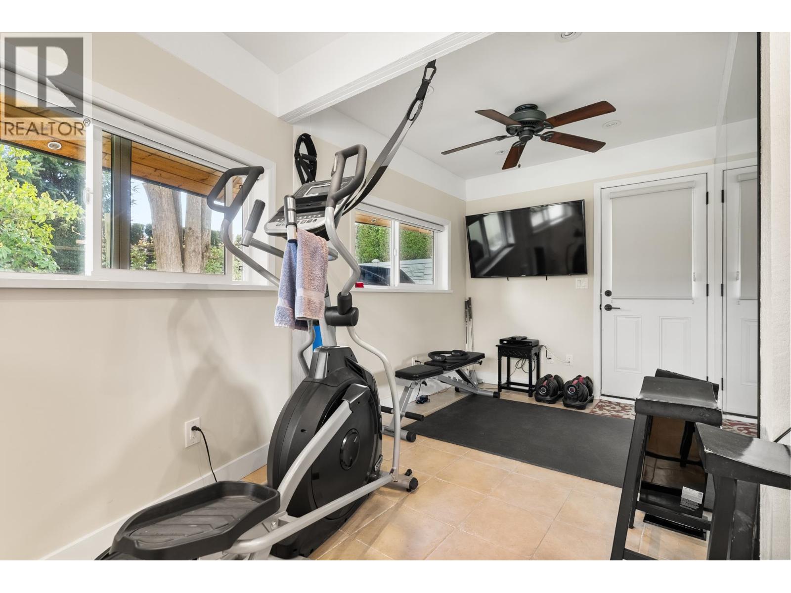8440 Steveston Highway Property Photo 32