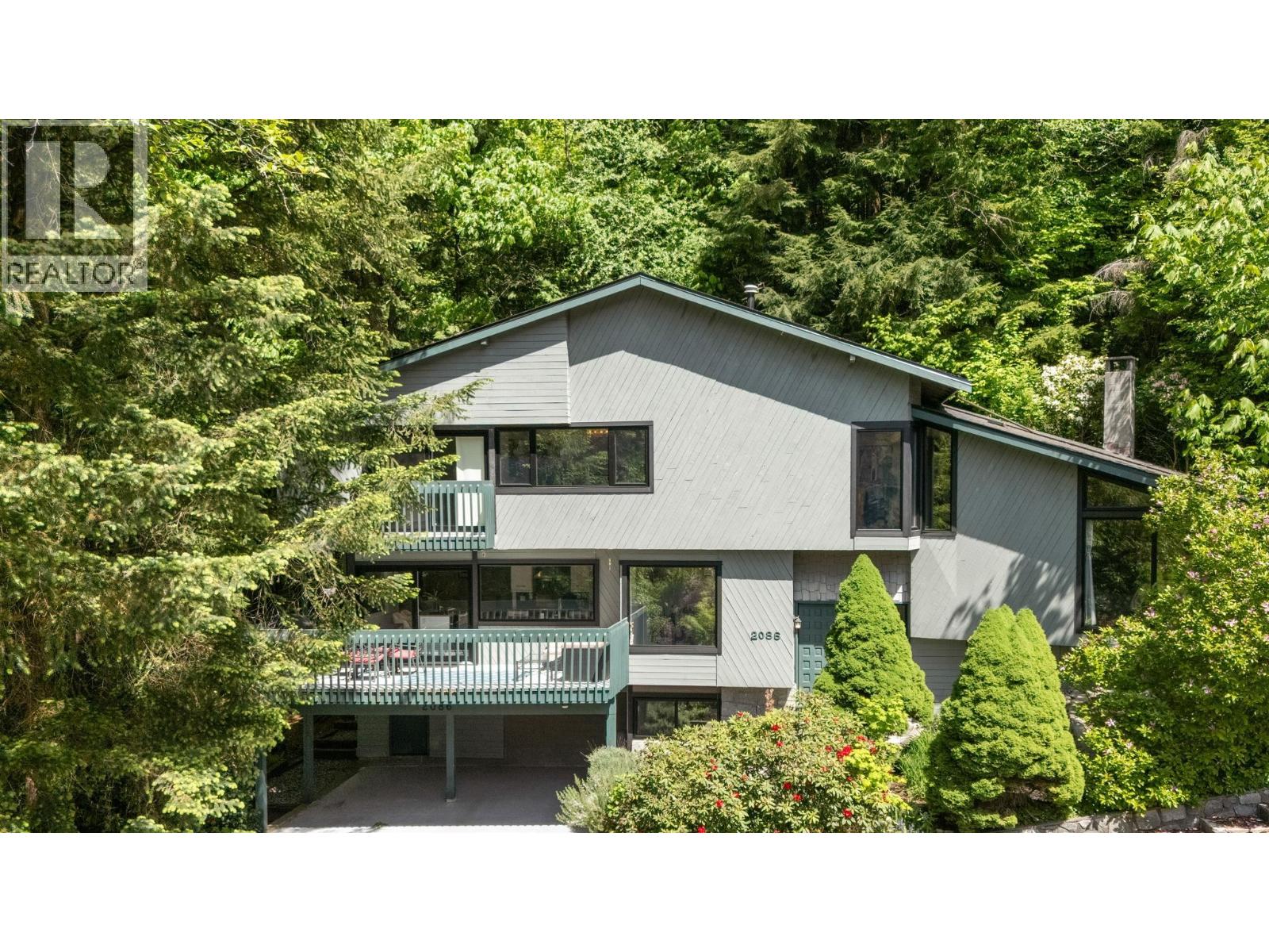 2086 Rivergrove Place Property Photo 1
