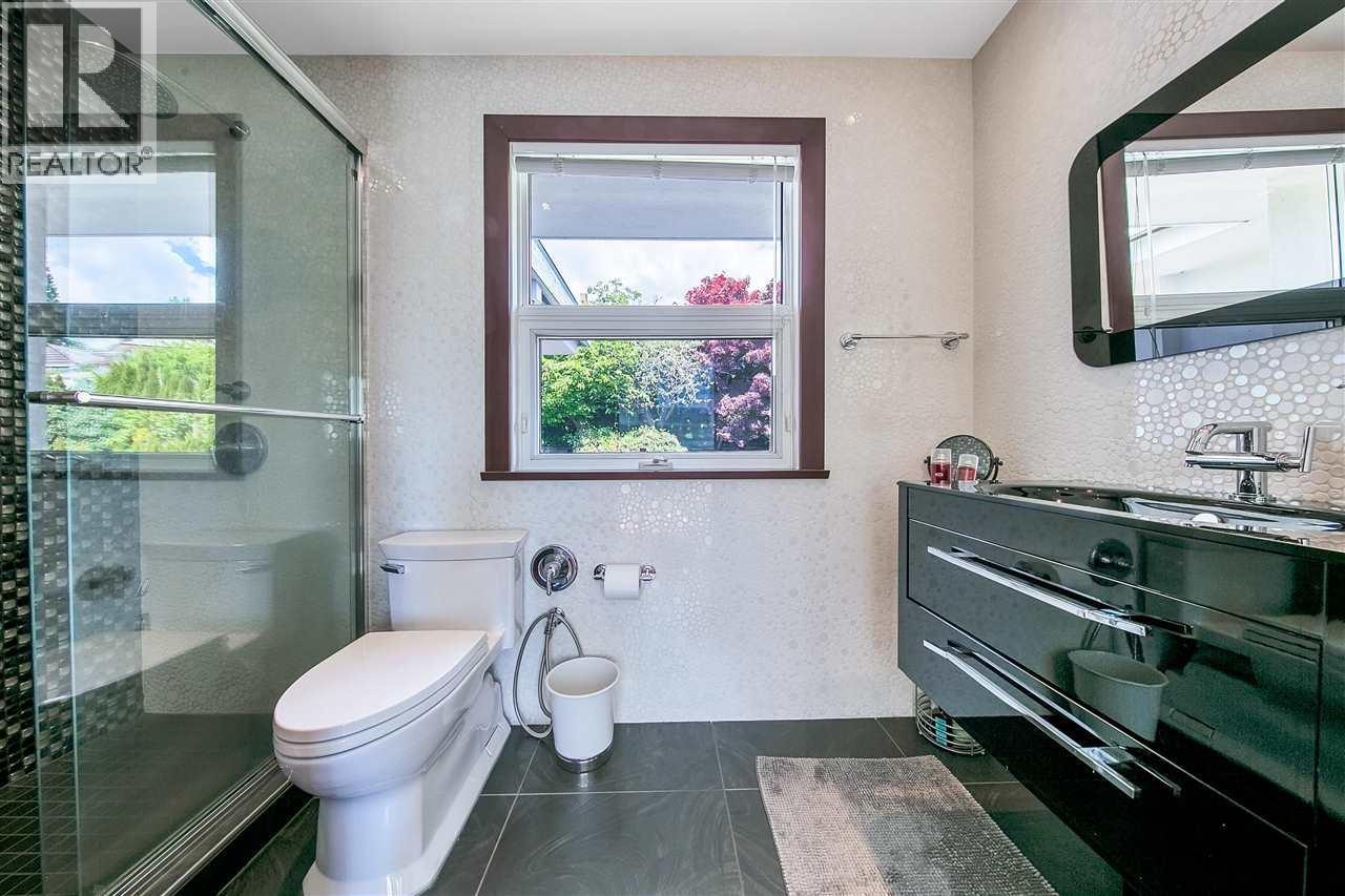 2273 Mathers Avenue Property Photo 24