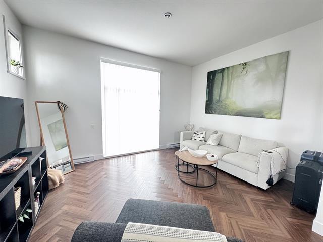 8 15828 27 Avenue Property Photo 5