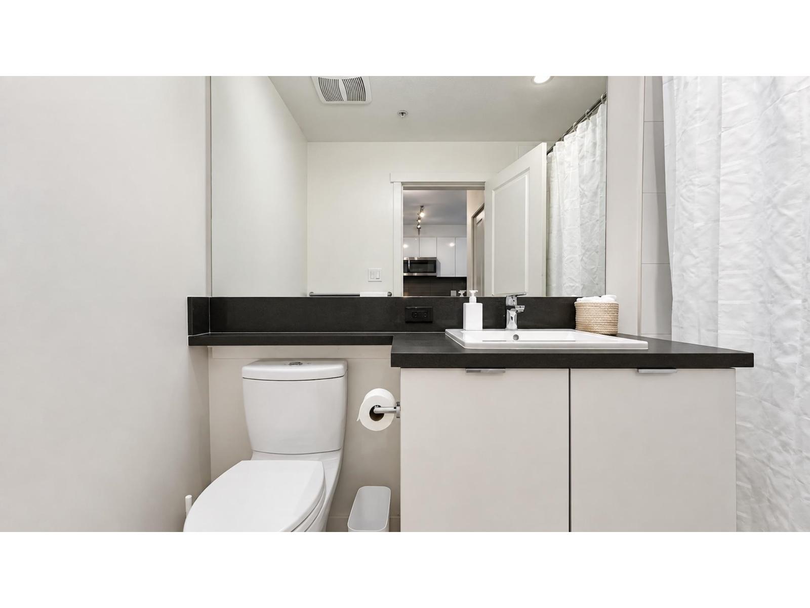 213 15137 33 Avenue Property Photo 14