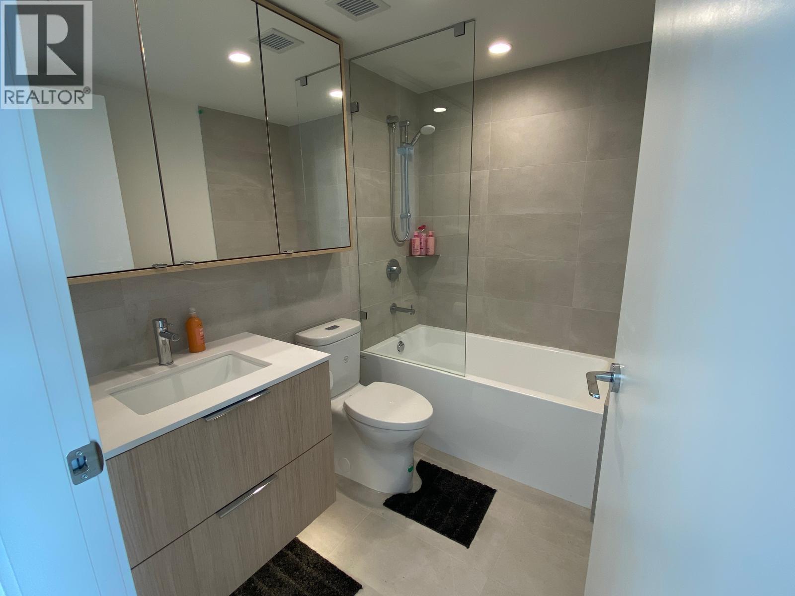 3805 2135 Springer Avenue Property Photo 6
