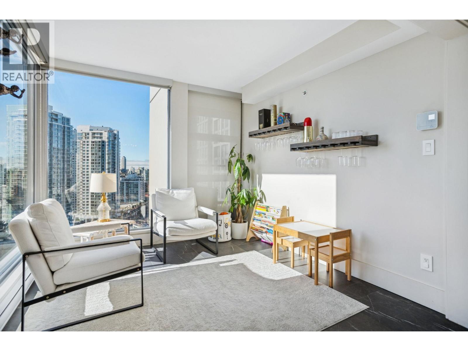 1903 989 Beatty Street Property Photo 7