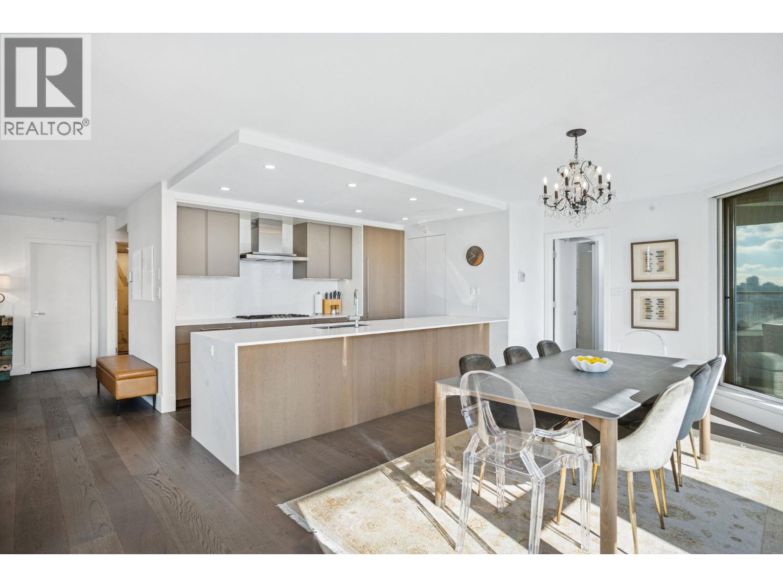 1903 989 Beatty Street Property Photo 14