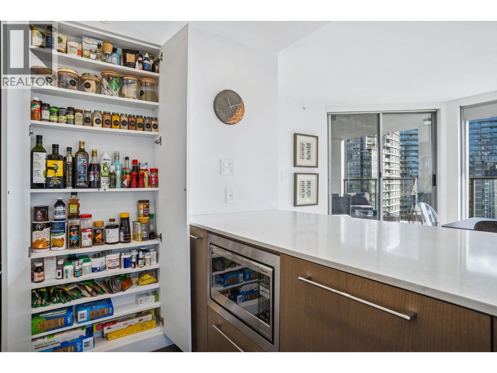 1903 989 Beatty Street Property Photo 21