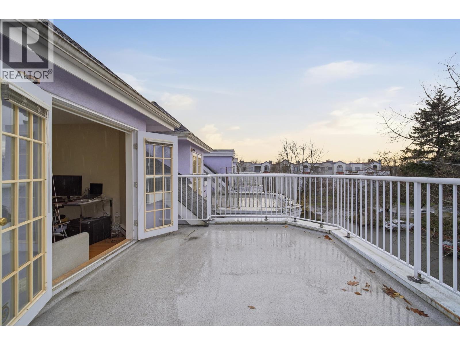 18 8711 Jones Road Property Photo 19