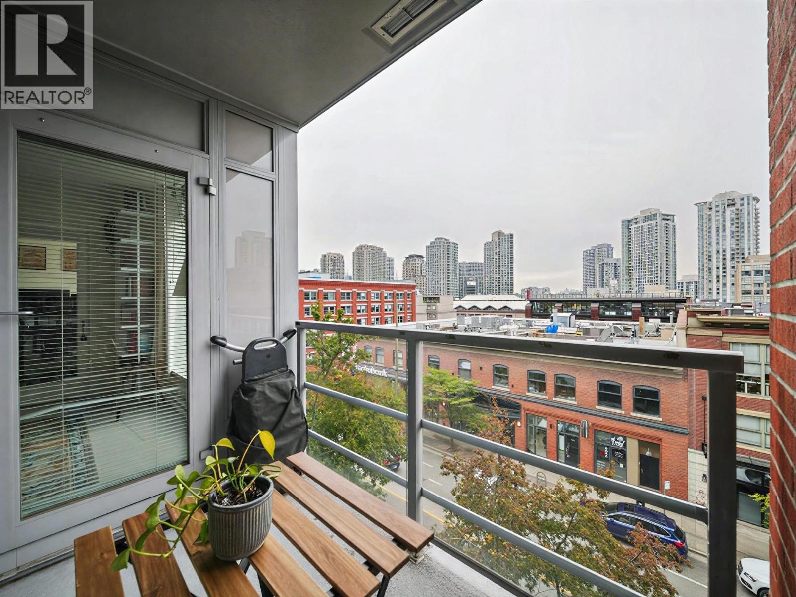 512 1133 Homer Street Property Photo 29