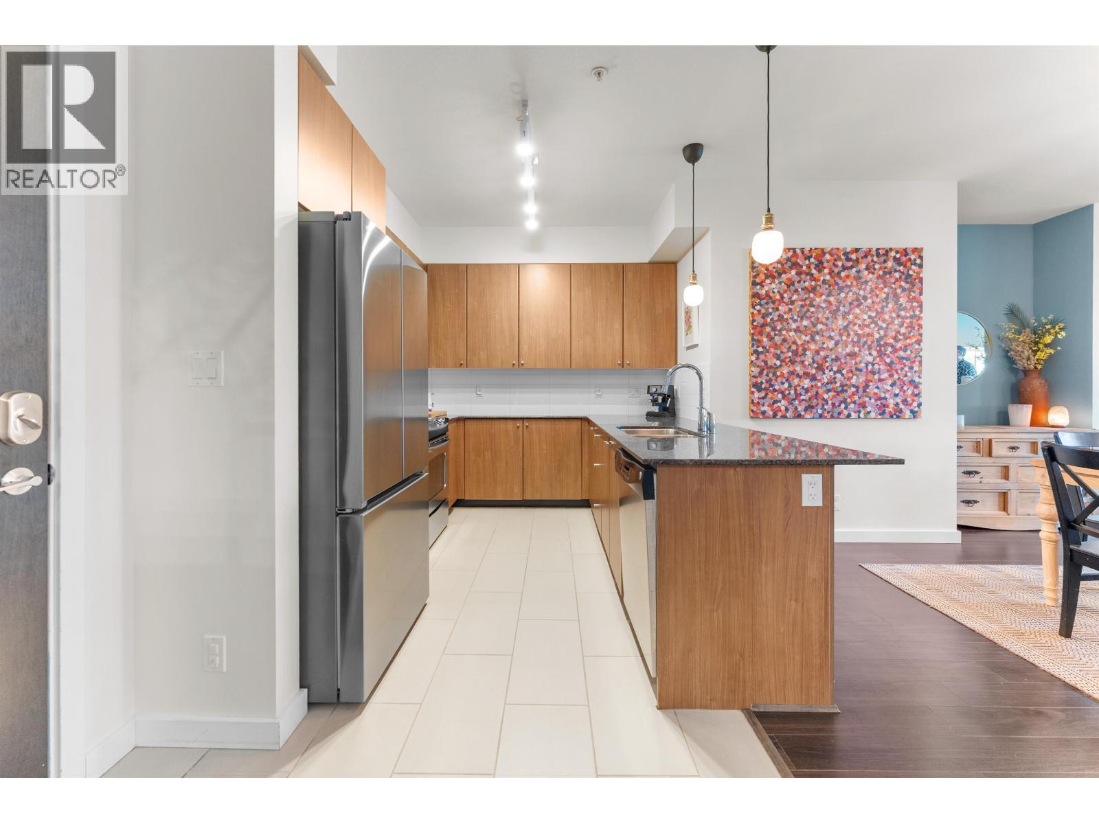 203 255 Ross Drive Property Photo 10