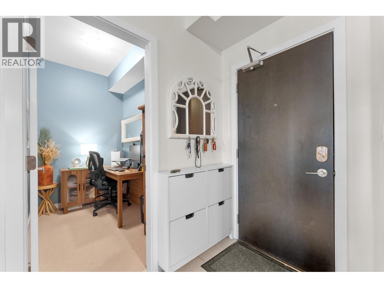 203 255 Ross Drive Property Photo 12