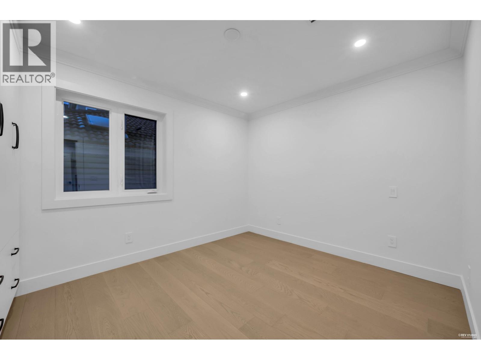 1 5150 Spencer Street Property Photo 20