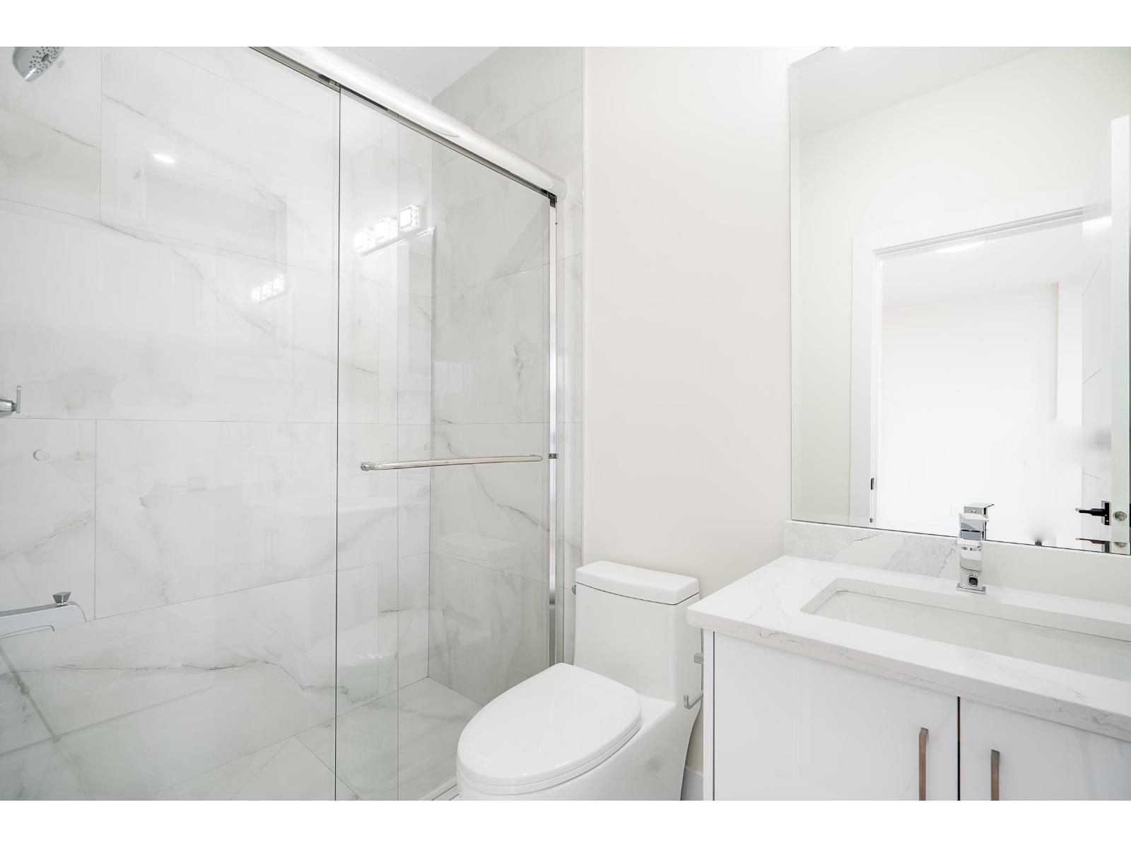 10648 124 Street Property Photo 19