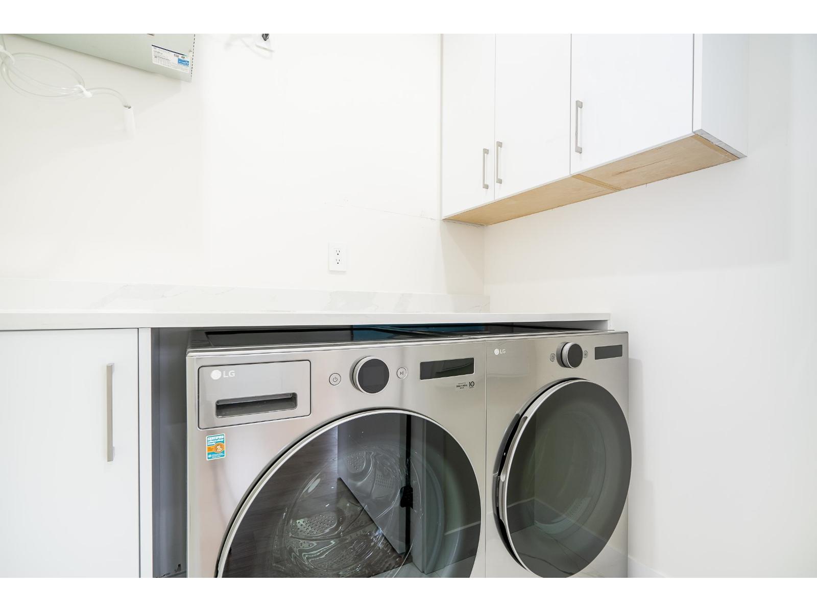 10648 124 Street Property Photo 24