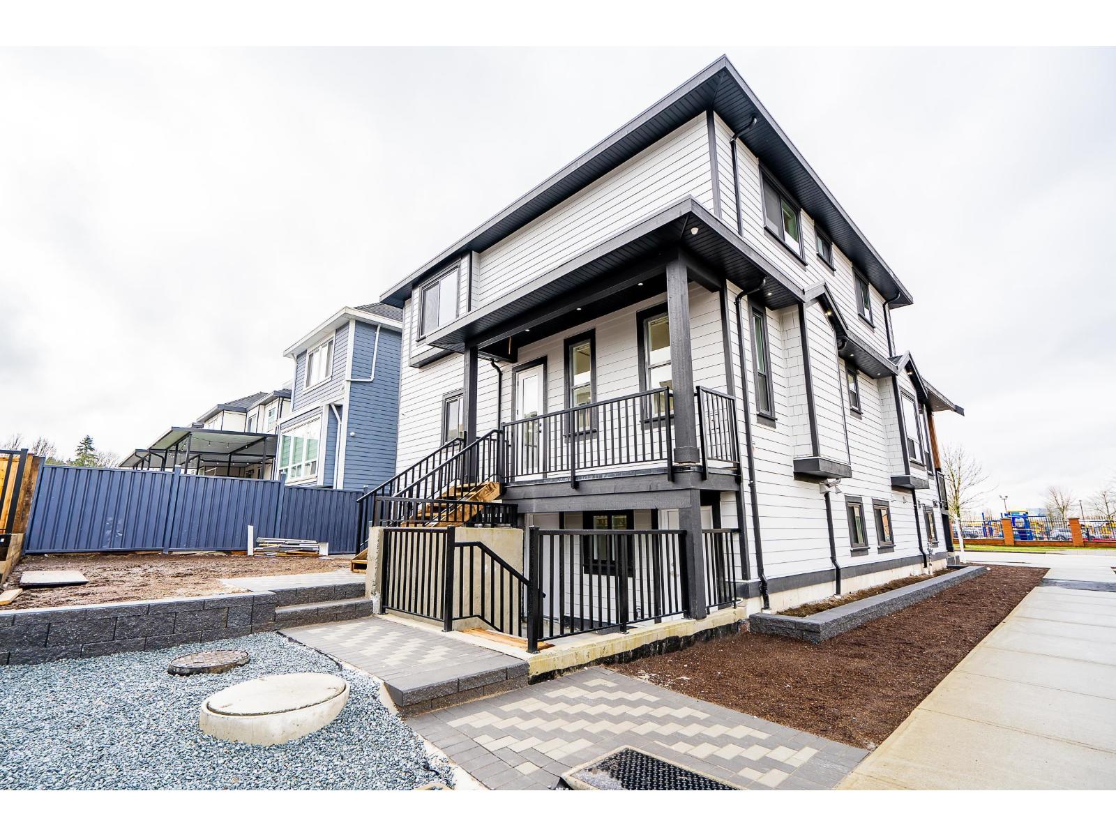 10648 124 Street Property Photo 30