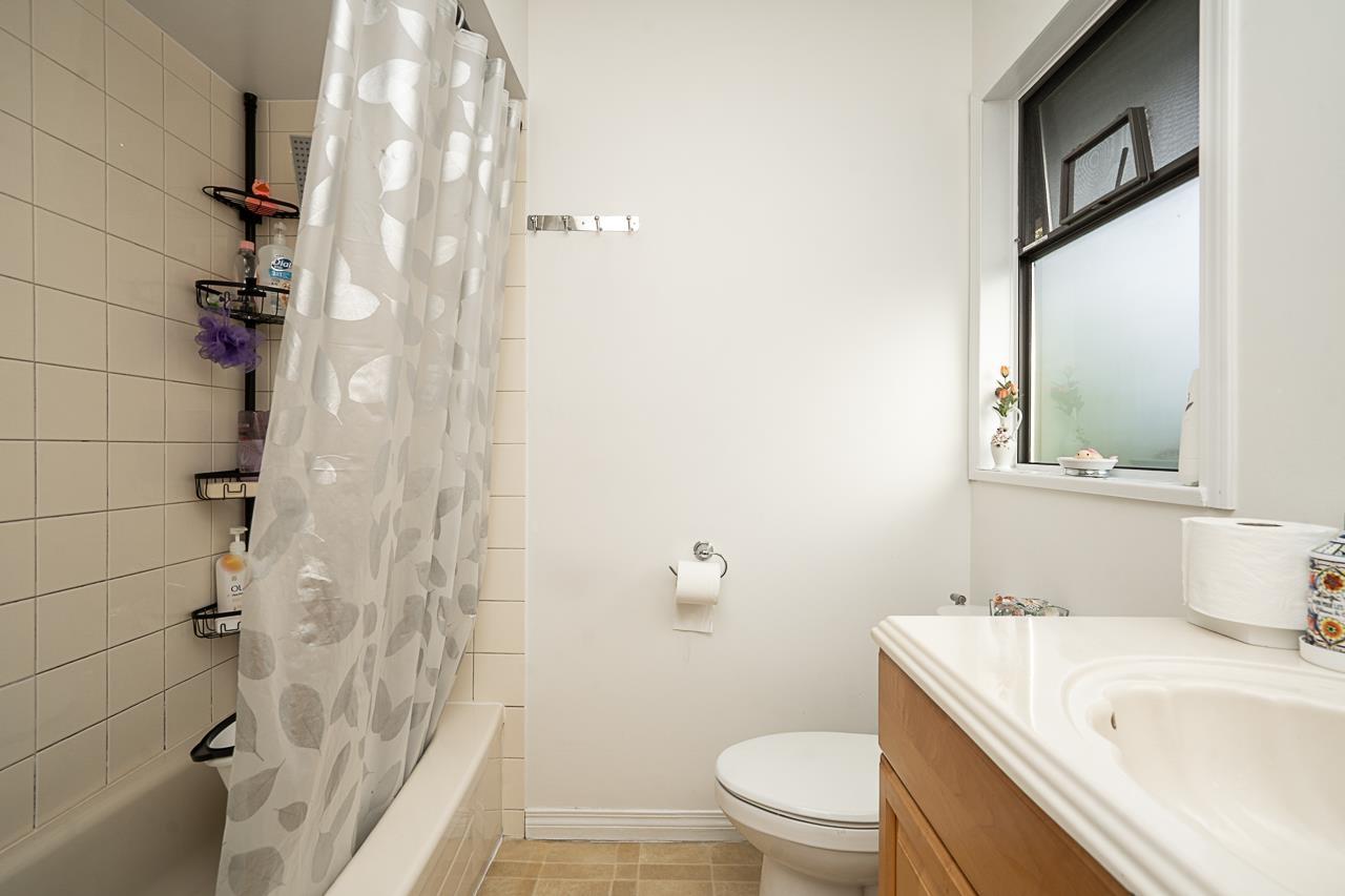 8448 154 Street Property Photo 20