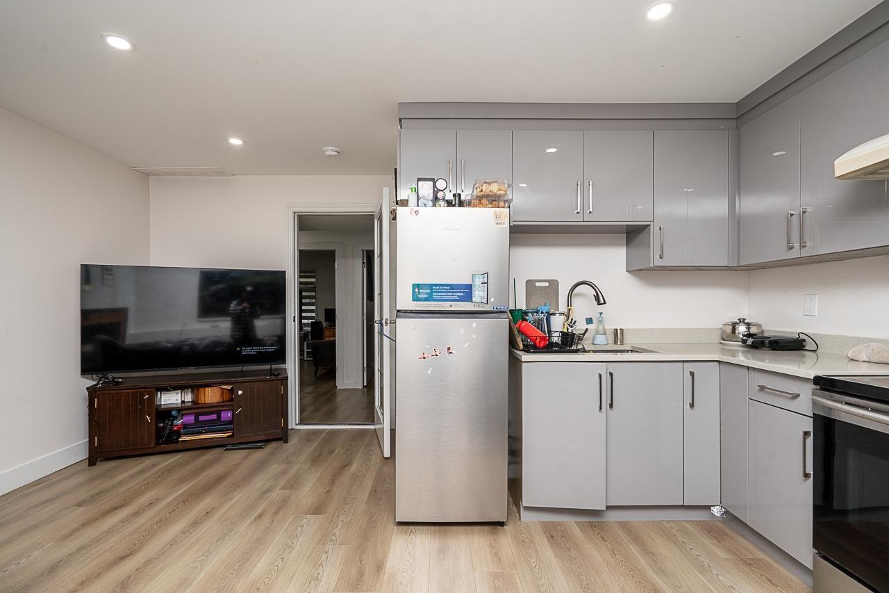 8448 154 Street Property Photo 25