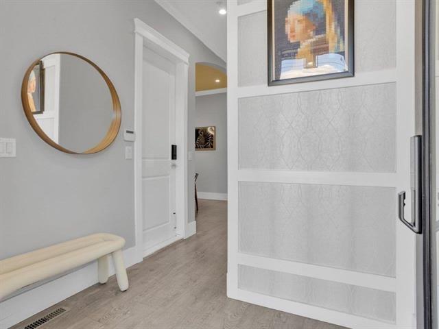 15456 Russell Avenue Property Photo 4