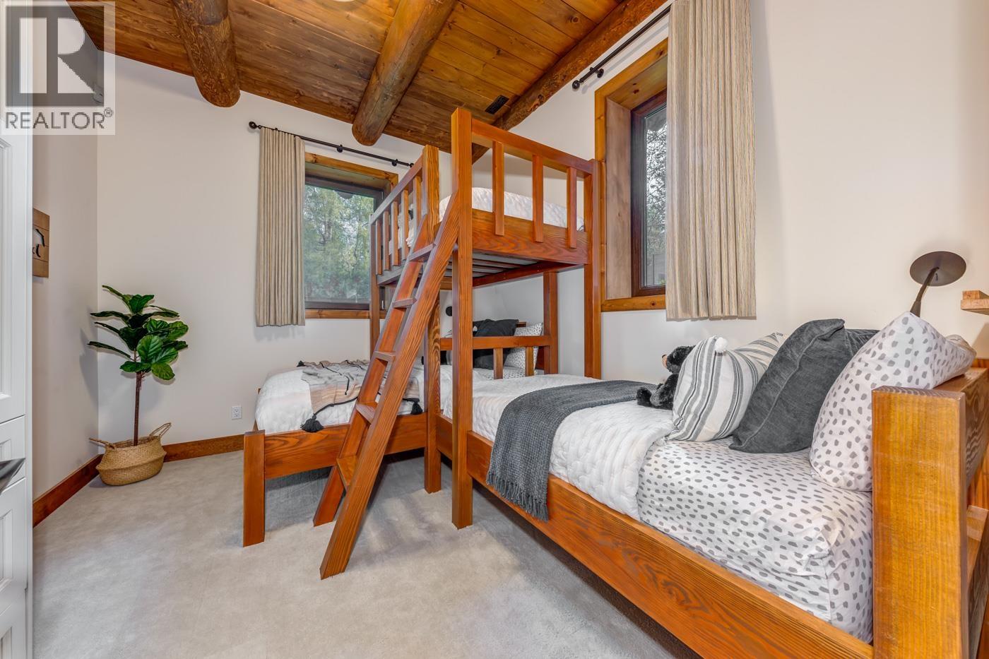 6403 St Andrew's Way Property Photo 22