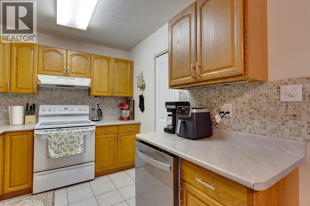 2108 6th Avenue Property Photo 14