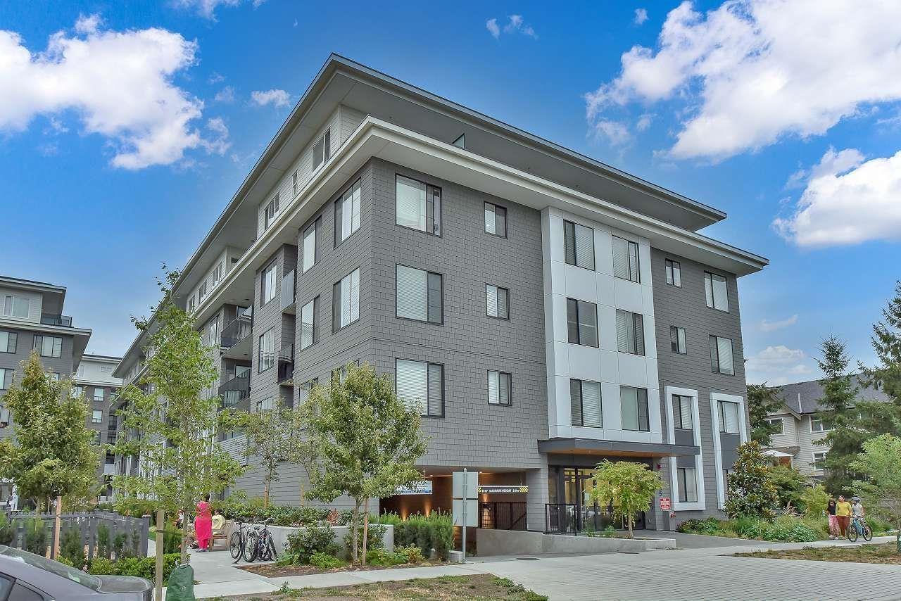 209 15835 85 AVENUE Property Photo 1