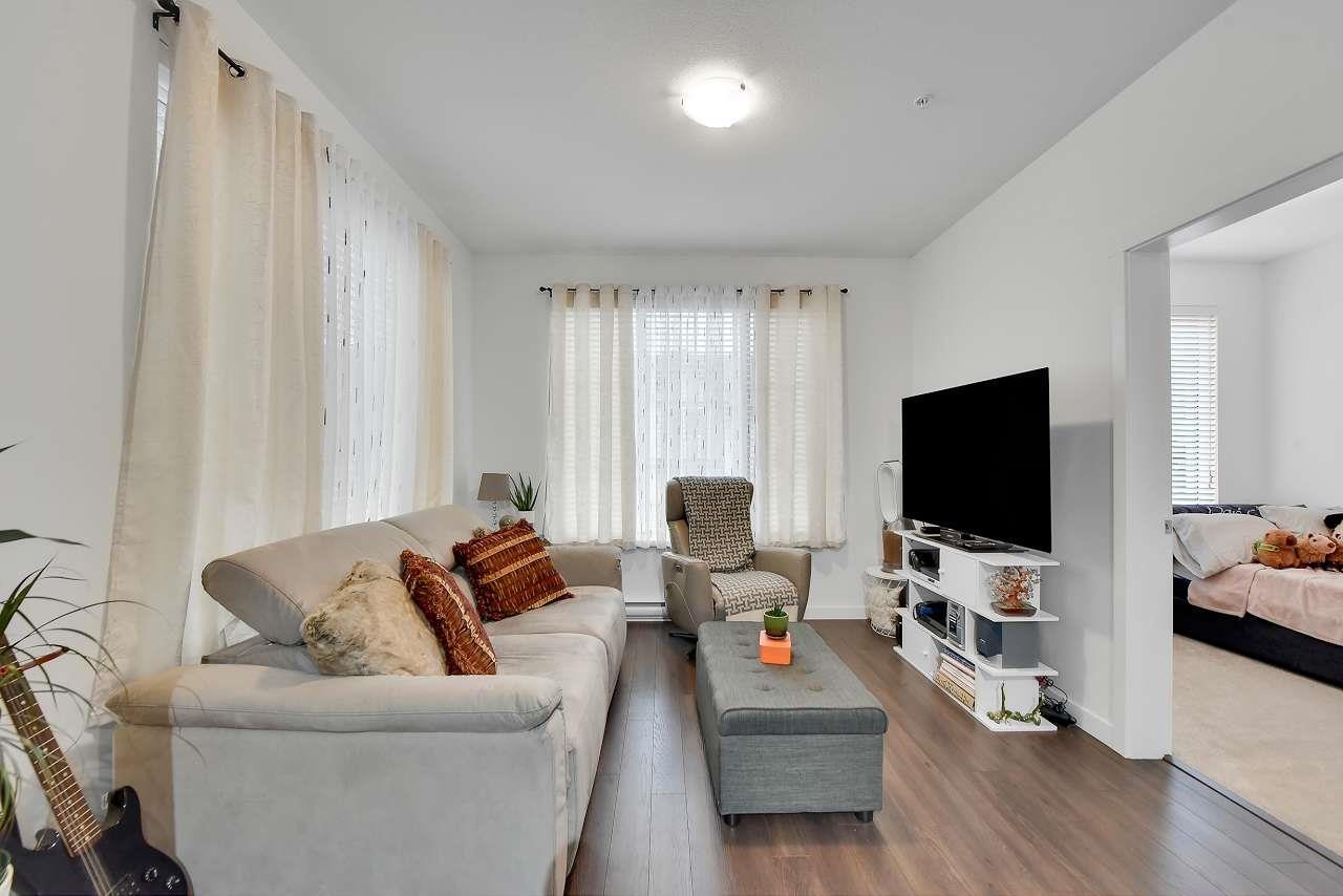 209 15835 85 Avenue Property Photo 3