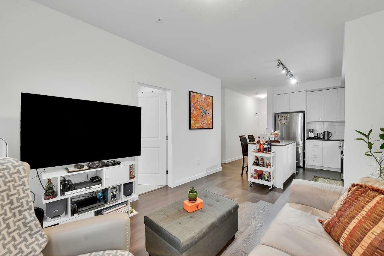 209 15835 85 Avenue Property Photo 6