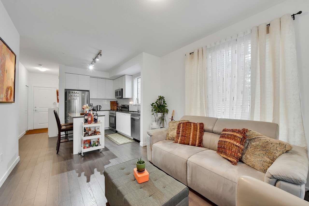 209 15835 85 Avenue Property Photo 7