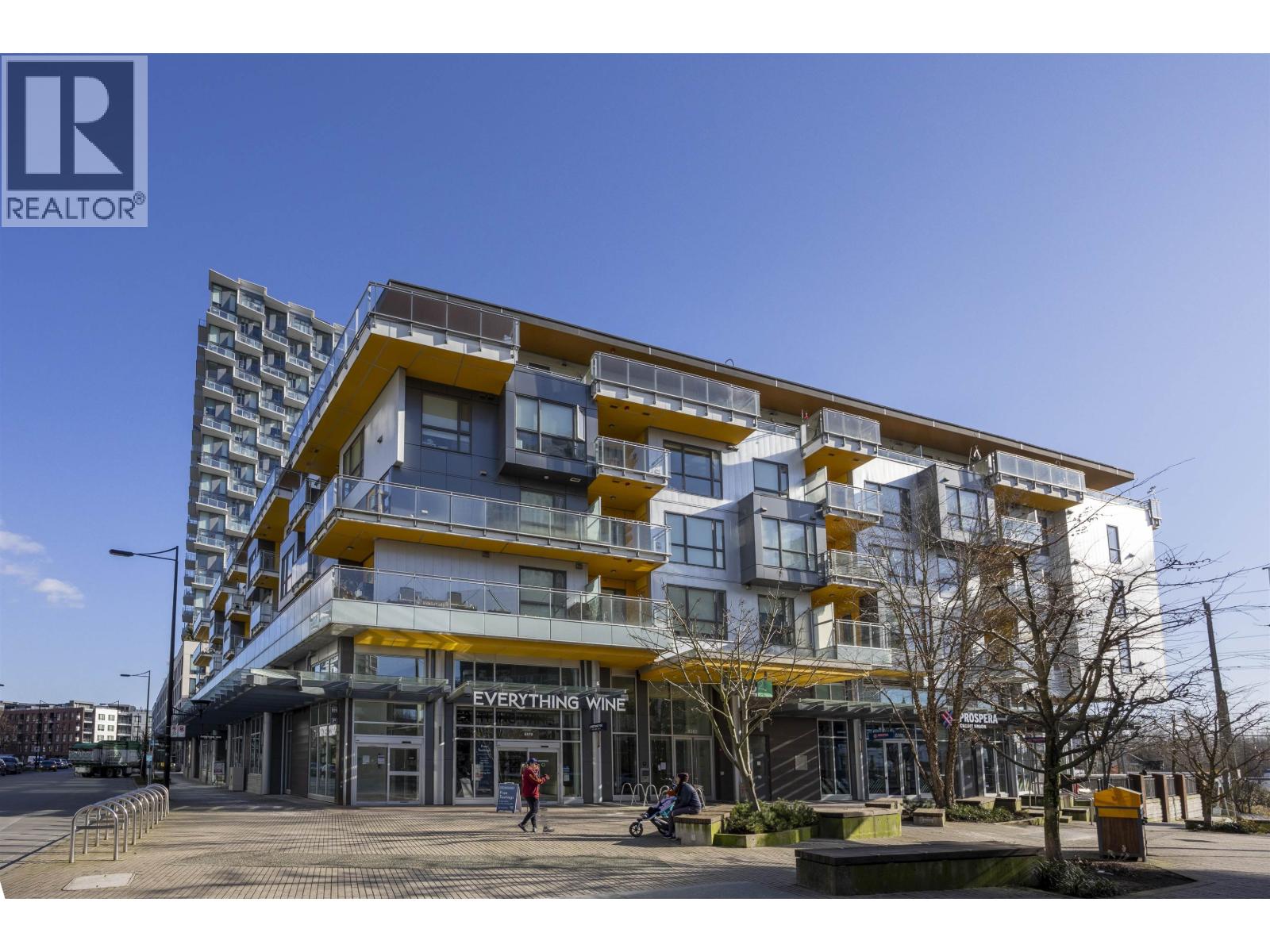 305 8580 RIVER DISTRICT CROSSING Property Photo 1