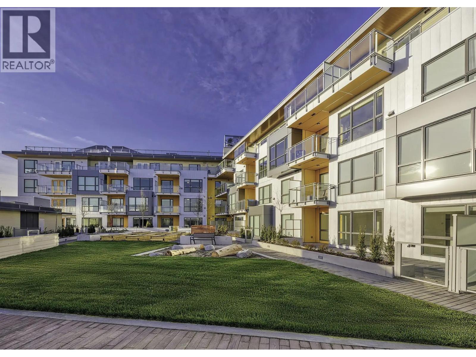 305 8580 River District Crossing Property Photo 29