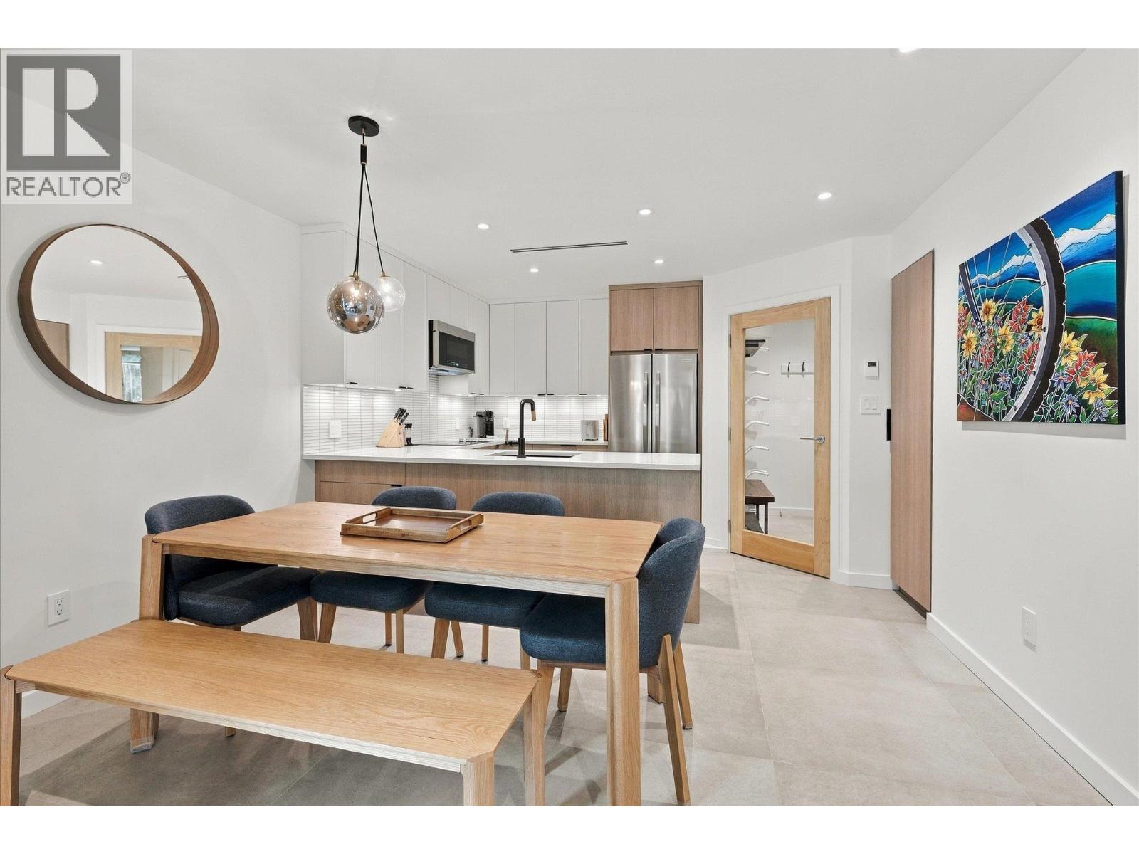 57 4510 Blackcomb Way Property Photo 7