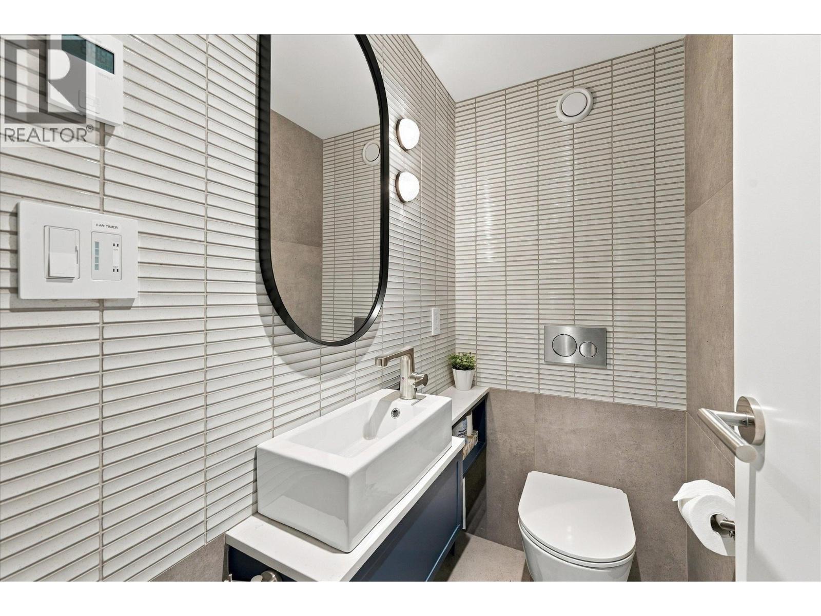 57 4510 Blackcomb Way Property Photo 14