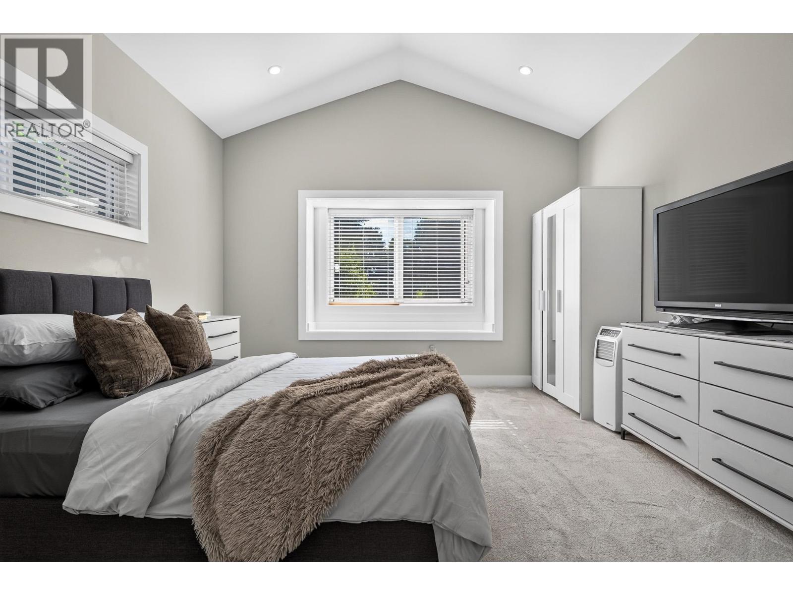 12080 193a Street Property Photo 25