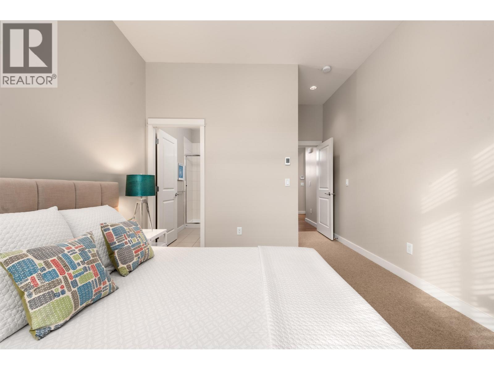 5090 Springs Boulevard Property Photo 29
