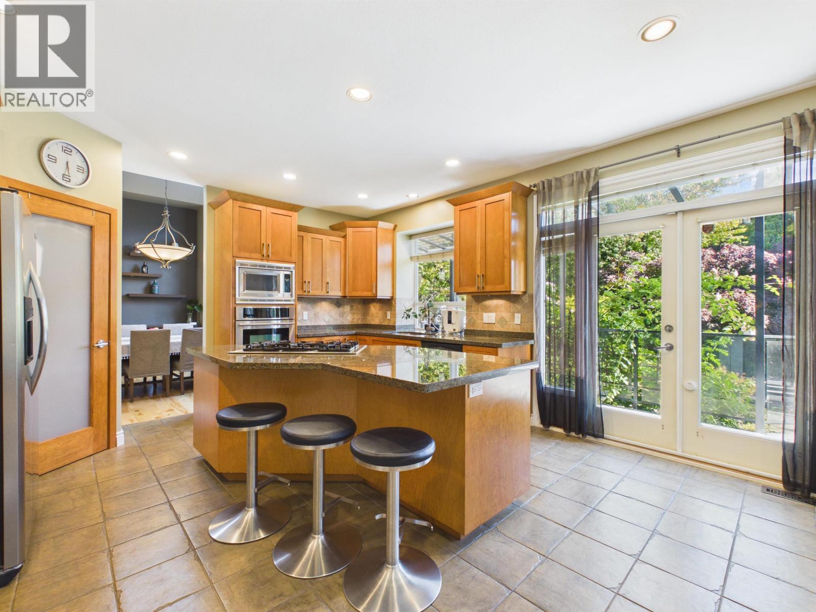 120 Cedarwood Drive Property Photo 8