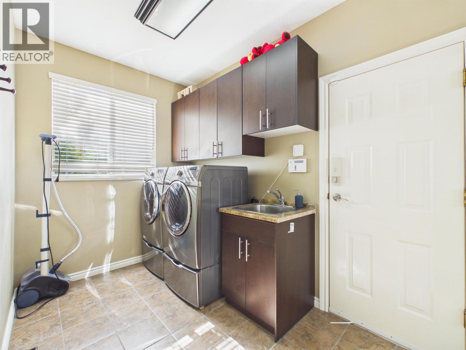 120 Cedarwood Drive Property Photo 13