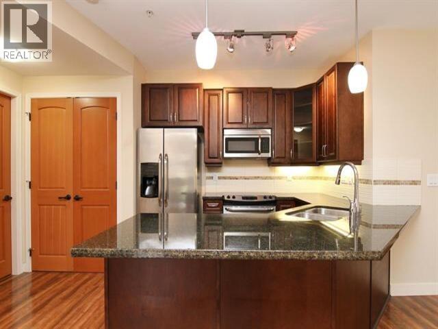 217 11935 Burnett Street Property Photo 3