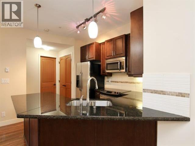 217 11935 Burnett Street Property Photo 5