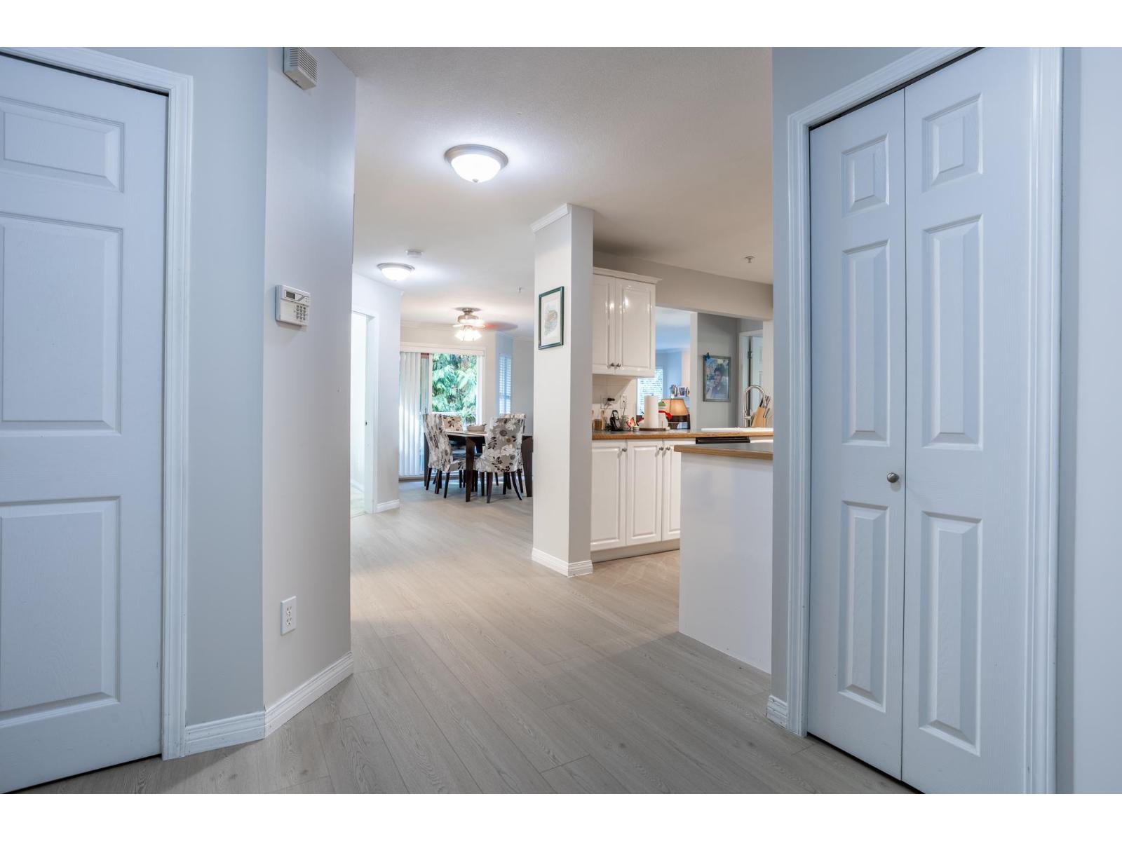 205 6557 121 Street Property Photo 14
