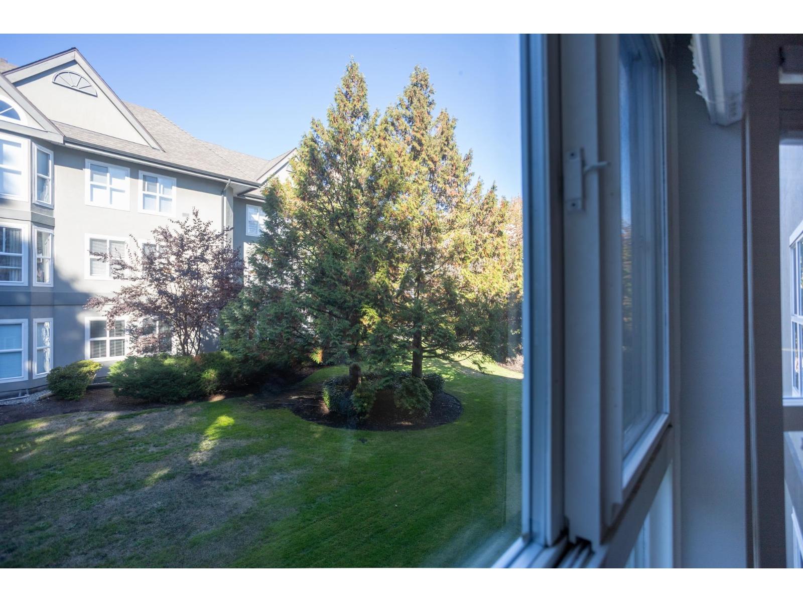 205 6557 121 Street Property Photo 27