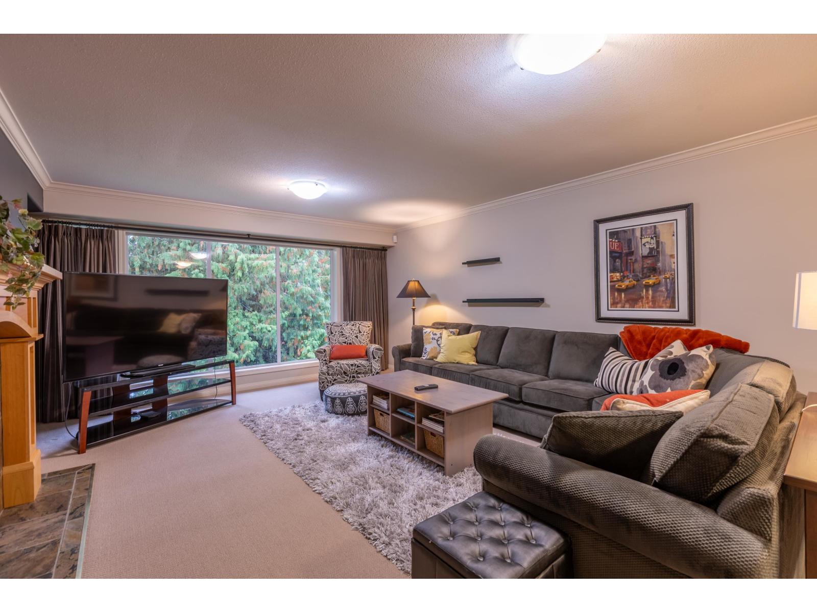 16 4001 Old Clayburn Road Property Photo 22
