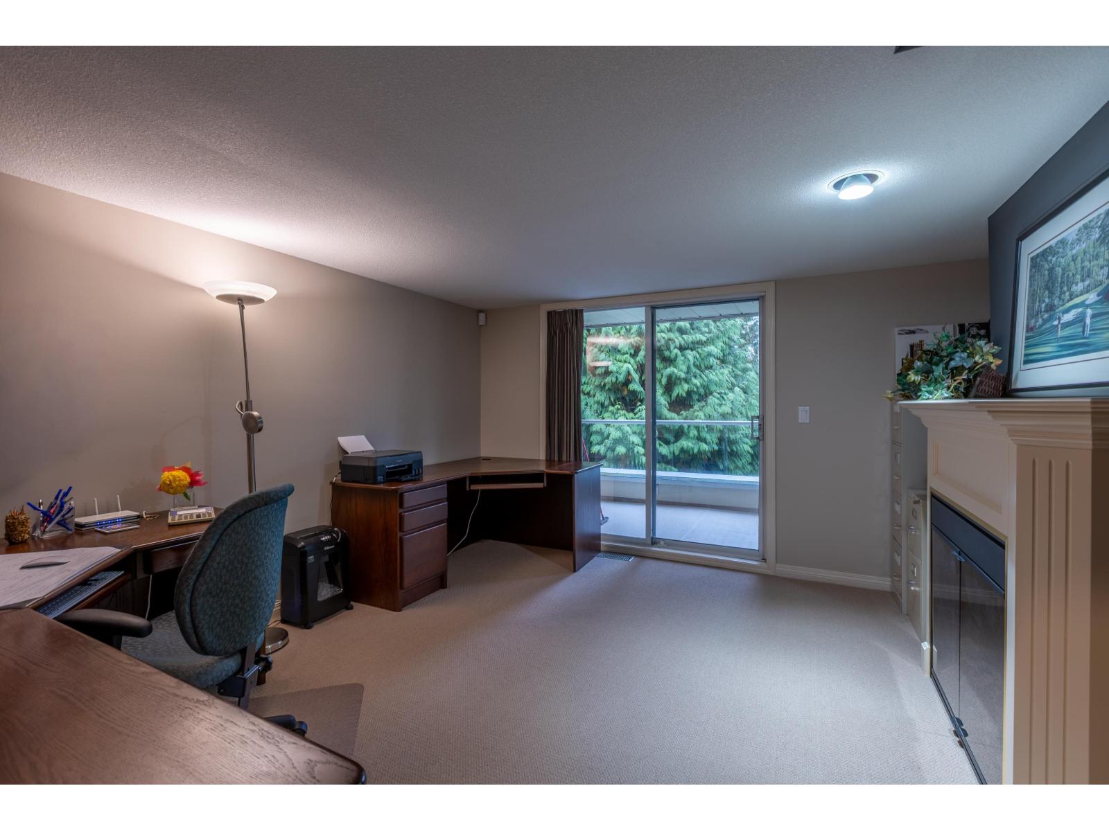 16 4001 Old Clayburn Road Property Photo 27