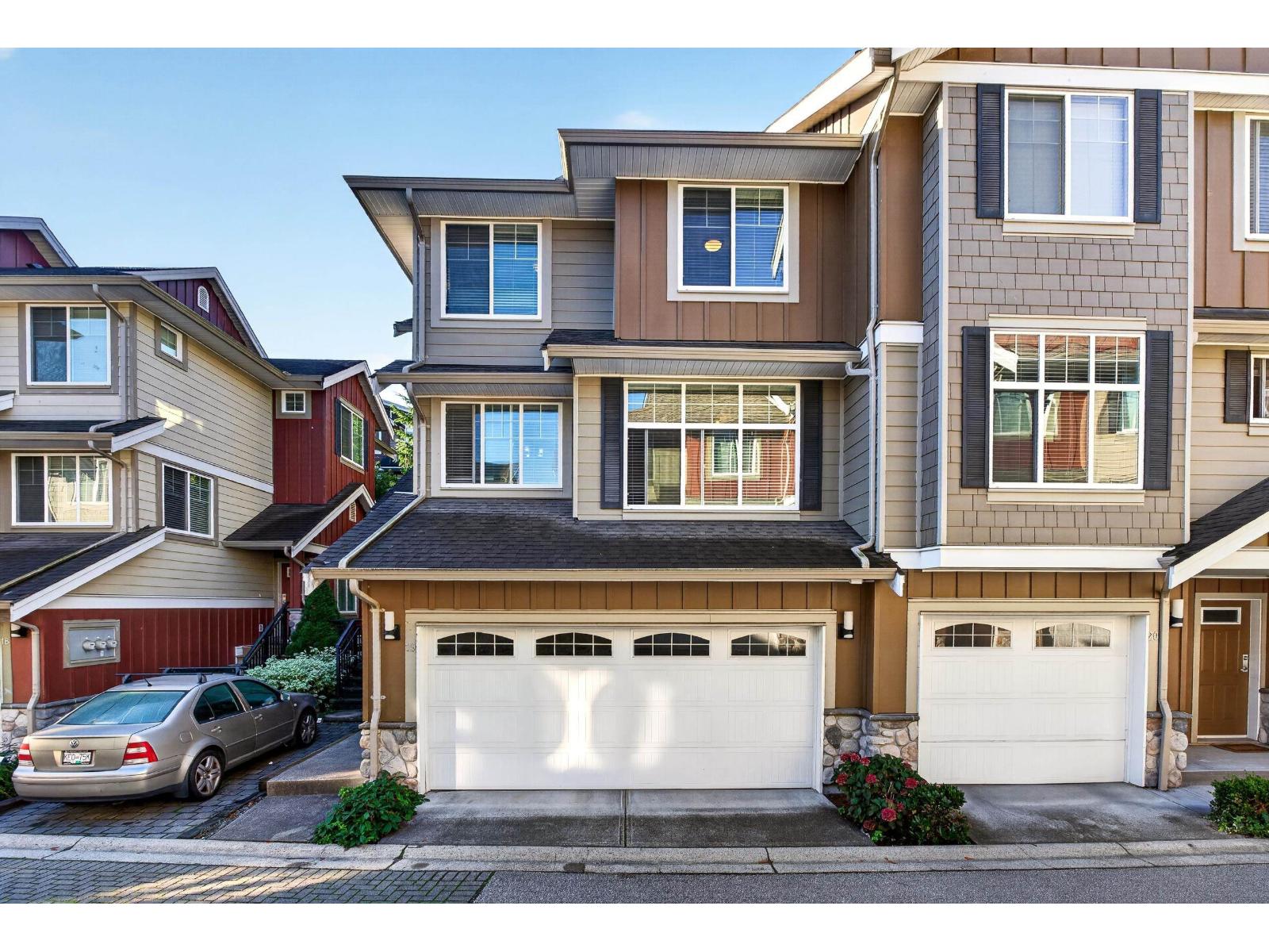 19 3009 156 Street Property Photo 1