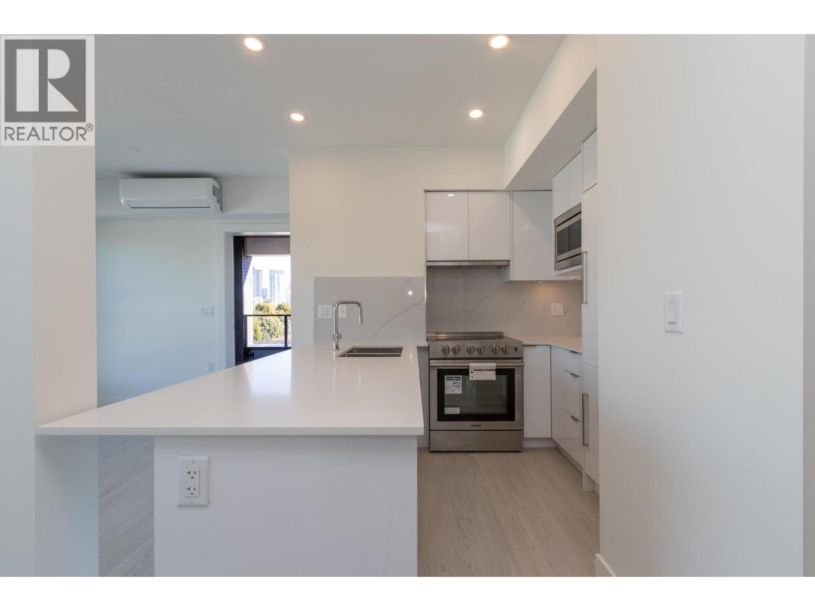5399 Joyce Property Photo 4