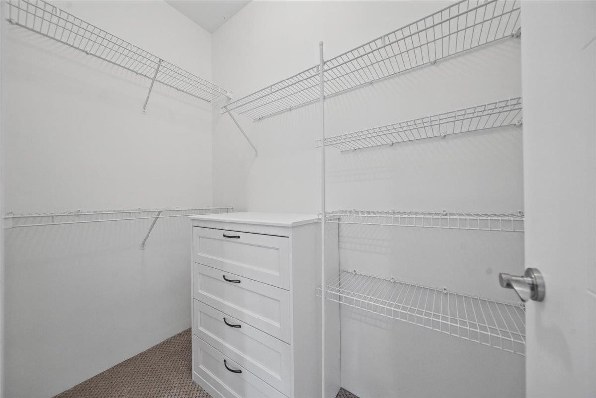7355 146a Street Property Photo 22