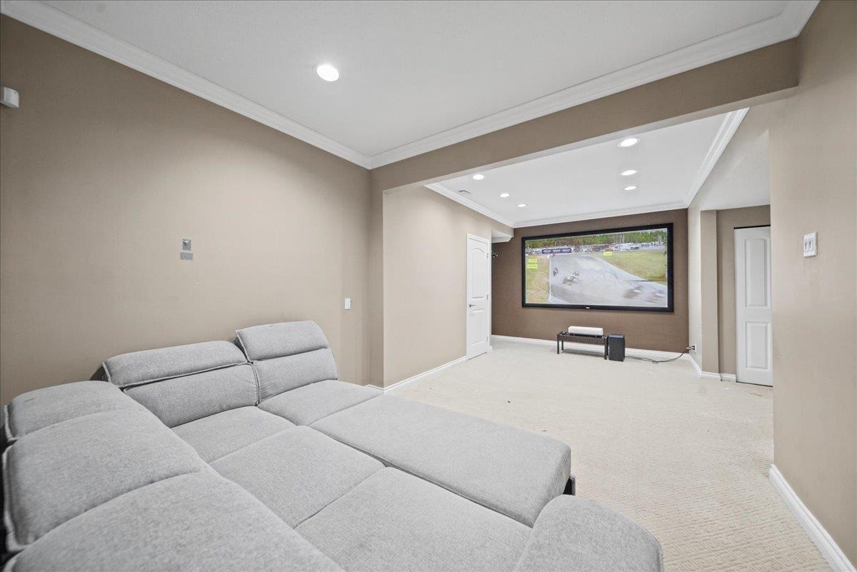 7355 146a Street Property Photo 25