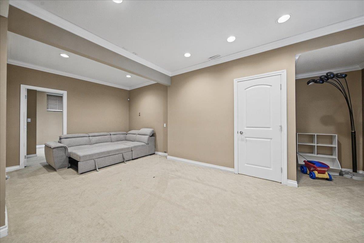 7355 146a Street Property Photo 26