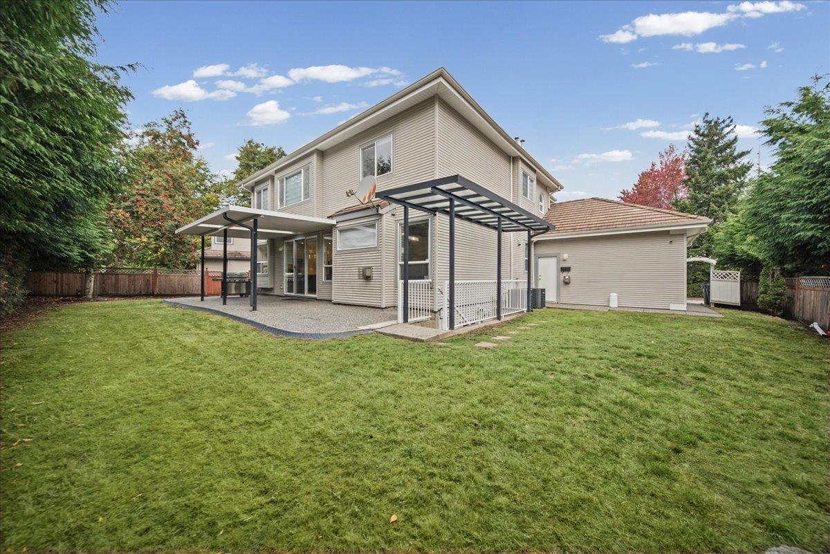 7355 146a Street Property Photo 30