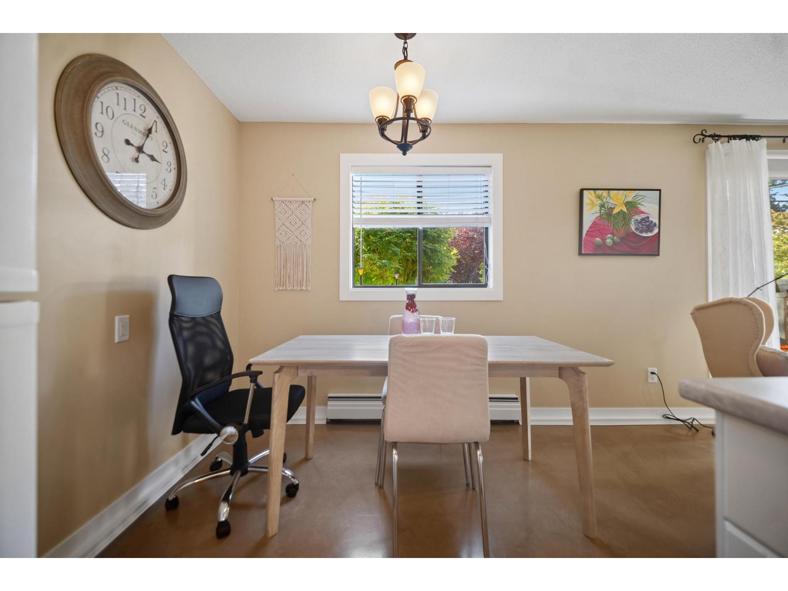 101 1442 Blackwood Street Property Photo 10