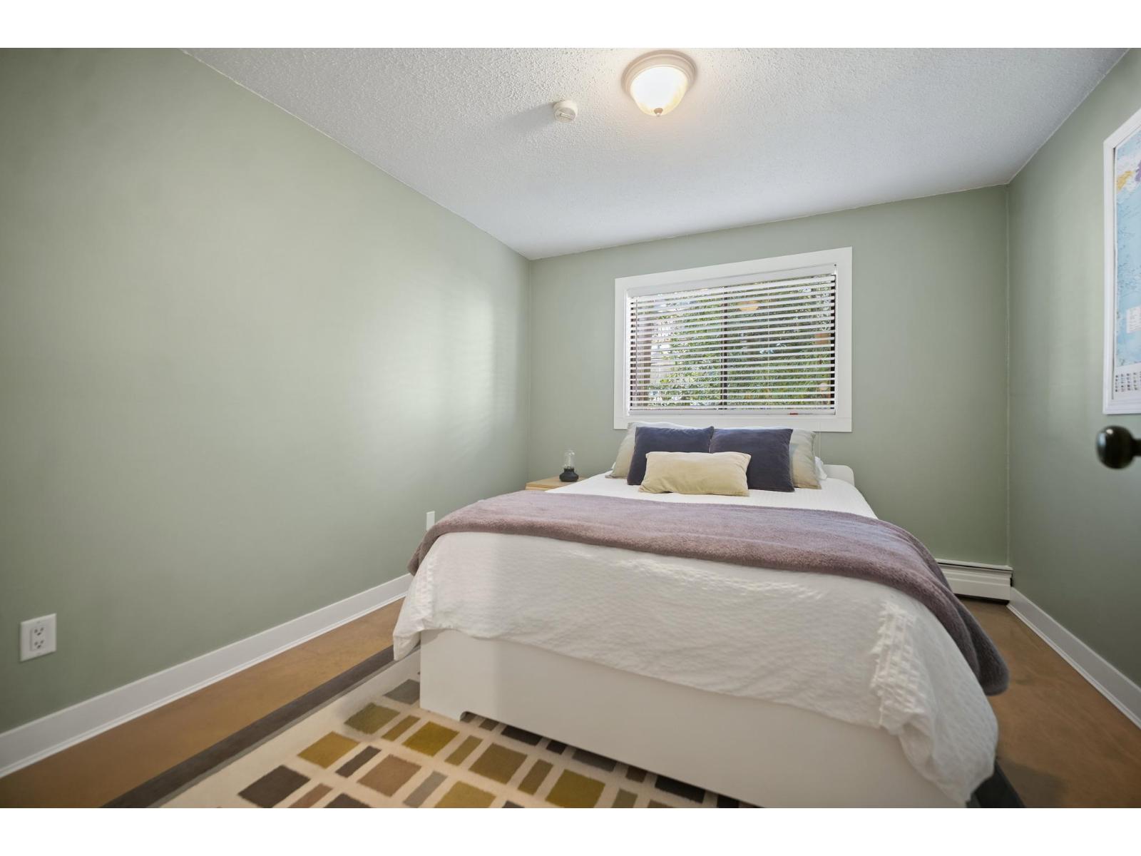 101 1442 Blackwood Street Property Photo 13