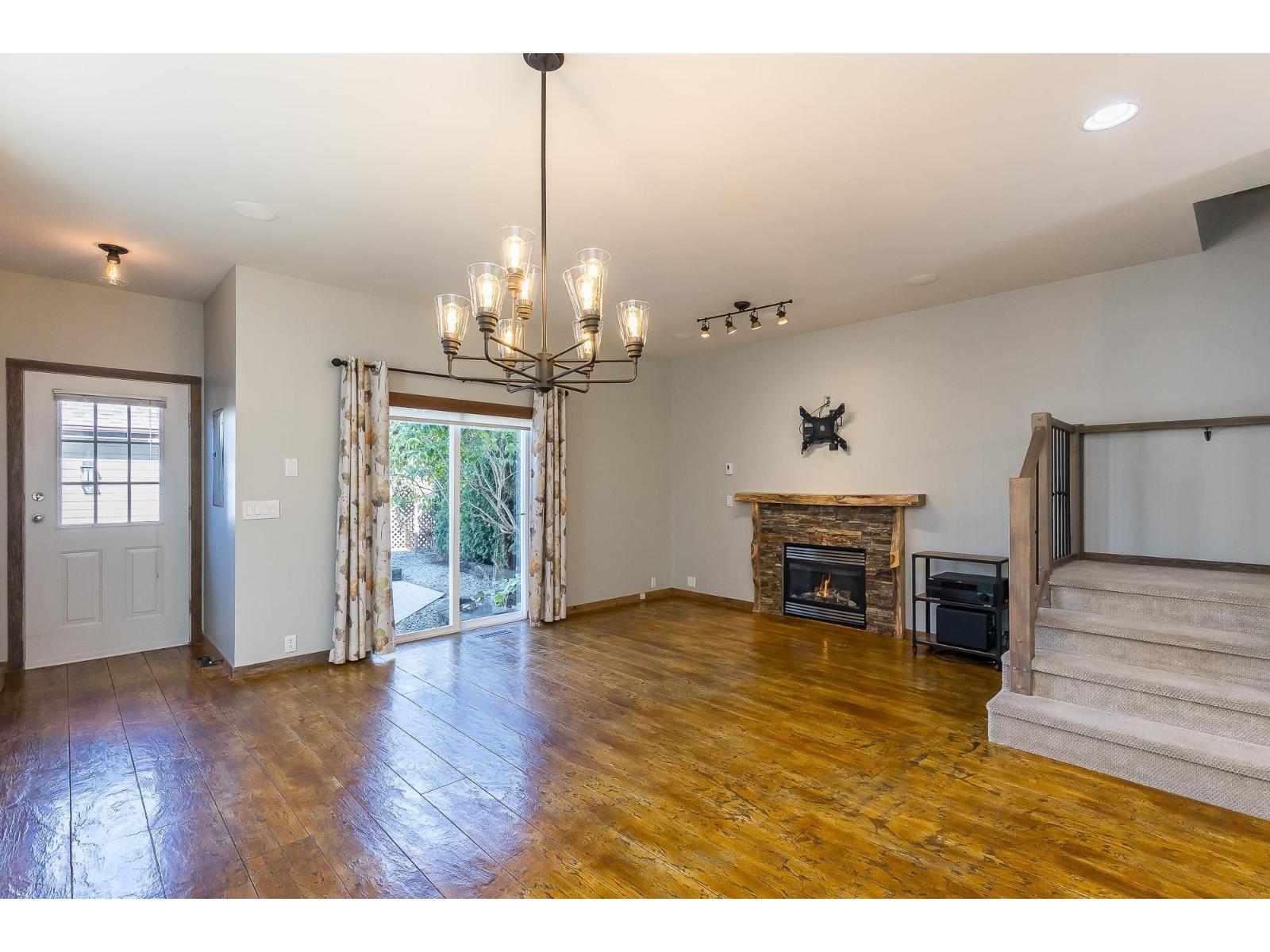 113 33751 7 Avenue Property Photo 15